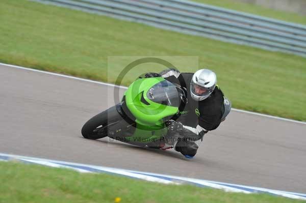 Motorcycle action photographs;Rockingham;Rockingham photographs;Trackday digital images;event digital images;eventdigitalimages;no limits trackday;peter wileman photography;rockingham corby northamptonshire;trackday;trackday photos