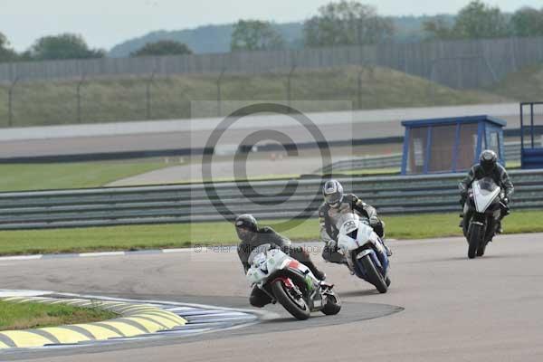 Motorcycle action photographs;Rockingham;Rockingham photographs;Trackday digital images;event digital images;eventdigitalimages;no limits trackday;peter wileman photography;rockingham corby northamptonshire;trackday;trackday photos