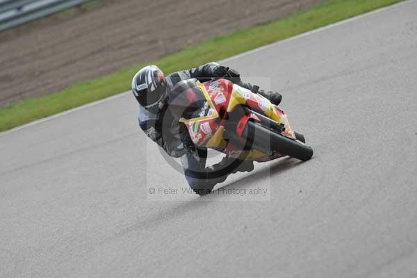 Motorcycle action photographs;Rockingham;Rockingham photographs;Trackday digital images;event digital images;eventdigitalimages;no limits trackday;peter wileman photography;rockingham corby northamptonshire;trackday;trackday photos