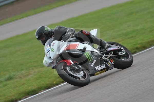 Motorcycle action photographs;Rockingham;Rockingham photographs;Trackday digital images;event digital images;eventdigitalimages;no limits trackday;peter wileman photography;rockingham corby northamptonshire;trackday;trackday photos