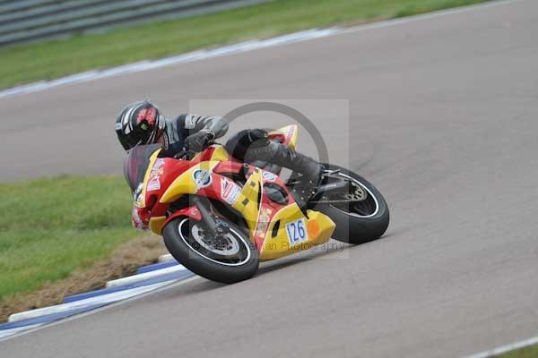 Motorcycle action photographs;Rockingham;Rockingham photographs;Trackday digital images;event digital images;eventdigitalimages;no limits trackday;peter wileman photography;rockingham corby northamptonshire;trackday;trackday photos