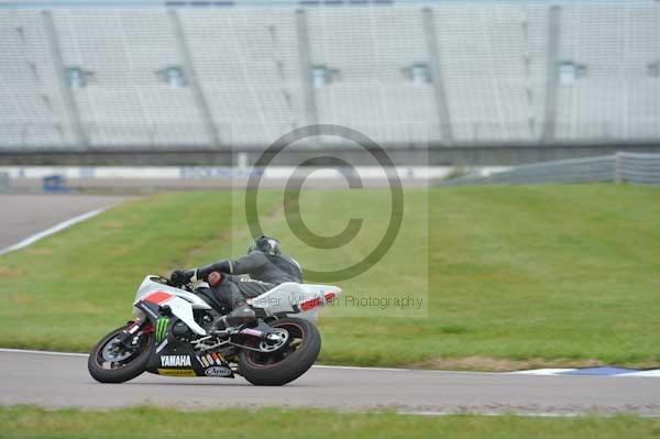 Motorcycle action photographs;Rockingham;Rockingham photographs;Trackday digital images;event digital images;eventdigitalimages;no limits trackday;peter wileman photography;rockingham corby northamptonshire;trackday;trackday photos