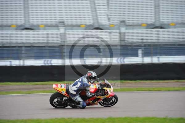 Motorcycle action photographs;Rockingham;Rockingham photographs;Trackday digital images;event digital images;eventdigitalimages;no limits trackday;peter wileman photography;rockingham corby northamptonshire;trackday;trackday photos