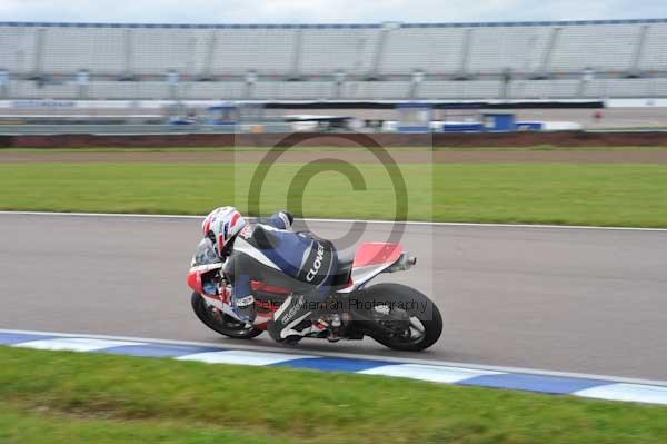 Motorcycle action photographs;Rockingham;Rockingham photographs;Trackday digital images;event digital images;eventdigitalimages;no limits trackday;peter wileman photography;rockingham corby northamptonshire;trackday;trackday photos