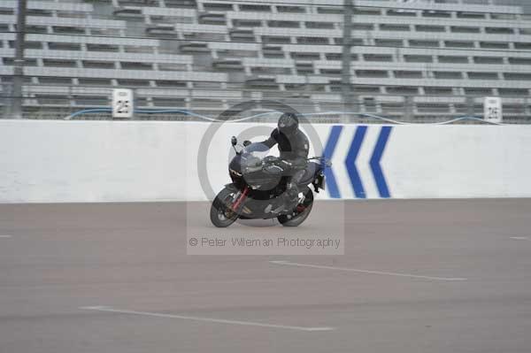 Motorcycle action photographs;Rockingham;Rockingham photographs;Trackday digital images;event digital images;eventdigitalimages;no limits trackday;peter wileman photography;rockingham corby northamptonshire;trackday;trackday photos