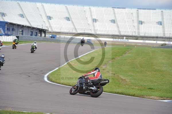 Motorcycle action photographs;Rockingham;Rockingham photographs;Trackday digital images;event digital images;eventdigitalimages;no limits trackday;peter wileman photography;rockingham corby northamptonshire;trackday;trackday photos