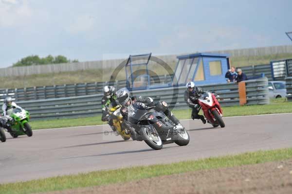 Motorcycle action photographs;Rockingham;Rockingham photographs;Trackday digital images;event digital images;eventdigitalimages;no limits trackday;peter wileman photography;rockingham corby northamptonshire;trackday;trackday photos