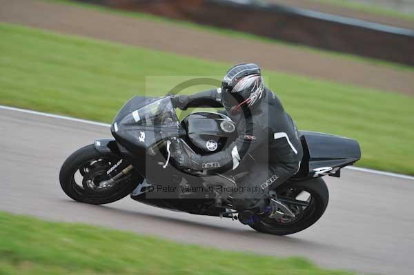 Motorcycle action photographs;Rockingham;Rockingham photographs;Trackday digital images;event digital images;eventdigitalimages;no limits trackday;peter wileman photography;rockingham corby northamptonshire;trackday;trackday photos