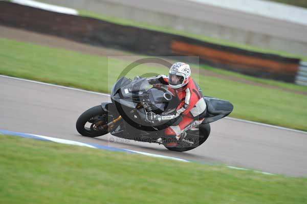 Motorcycle action photographs;Rockingham;Rockingham photographs;Trackday digital images;event digital images;eventdigitalimages;no limits trackday;peter wileman photography;rockingham corby northamptonshire;trackday;trackday photos