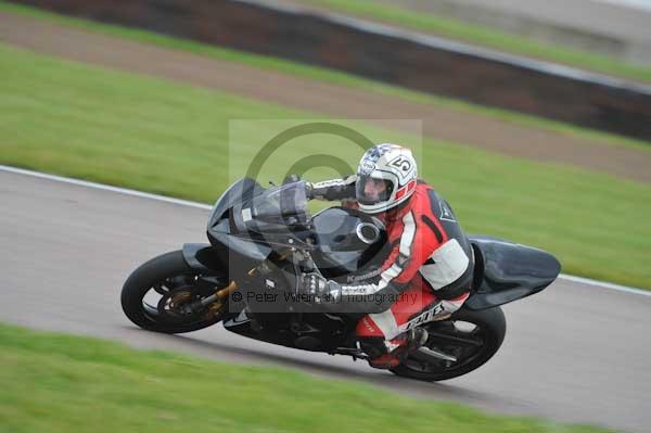 Motorcycle action photographs;Rockingham;Rockingham photographs;Trackday digital images;event digital images;eventdigitalimages;no limits trackday;peter wileman photography;rockingham corby northamptonshire;trackday;trackday photos