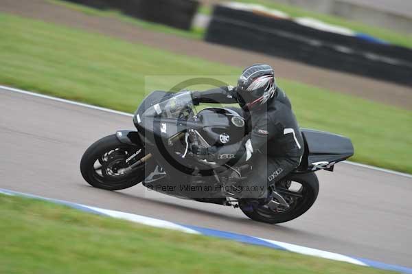 Motorcycle action photographs;Rockingham;Rockingham photographs;Trackday digital images;event digital images;eventdigitalimages;no limits trackday;peter wileman photography;rockingham corby northamptonshire;trackday;trackday photos