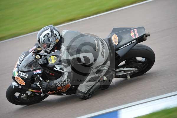 Motorcycle action photographs;Rockingham;Rockingham photographs;Trackday digital images;event digital images;eventdigitalimages;no limits trackday;peter wileman photography;rockingham corby northamptonshire;trackday;trackday photos