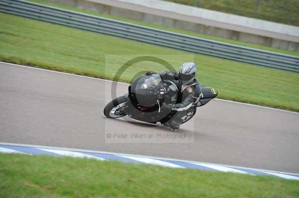 Motorcycle action photographs;Rockingham;Rockingham photographs;Trackday digital images;event digital images;eventdigitalimages;no limits trackday;peter wileman photography;rockingham corby northamptonshire;trackday;trackday photos