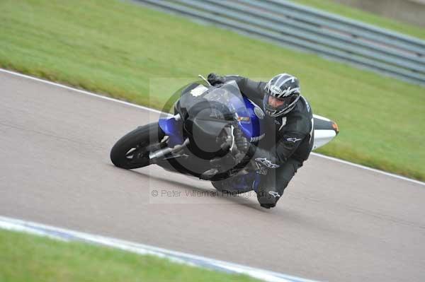 Motorcycle action photographs;Rockingham;Rockingham photographs;Trackday digital images;event digital images;eventdigitalimages;no limits trackday;peter wileman photography;rockingham corby northamptonshire;trackday;trackday photos