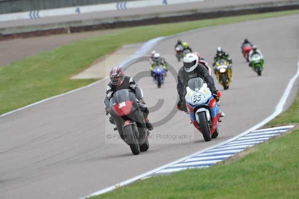 Motorcycle action photographs;Rockingham;Rockingham photographs;Trackday digital images;event digital images;eventdigitalimages;no limits trackday;peter wileman photography;rockingham corby northamptonshire;trackday;trackday photos