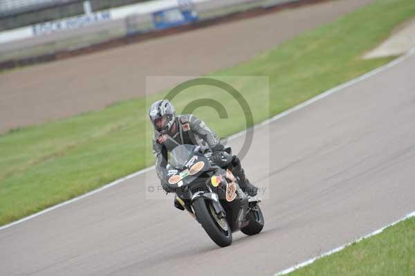 Motorcycle action photographs;Rockingham;Rockingham photographs;Trackday digital images;event digital images;eventdigitalimages;no limits trackday;peter wileman photography;rockingham corby northamptonshire;trackday;trackday photos