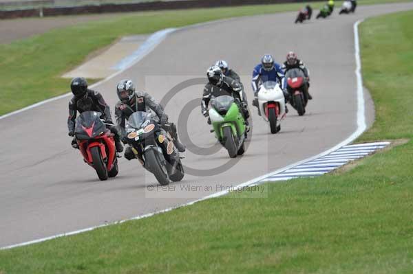 Motorcycle action photographs;Rockingham;Rockingham photographs;Trackday digital images;event digital images;eventdigitalimages;no limits trackday;peter wileman photography;rockingham corby northamptonshire;trackday;trackday photos