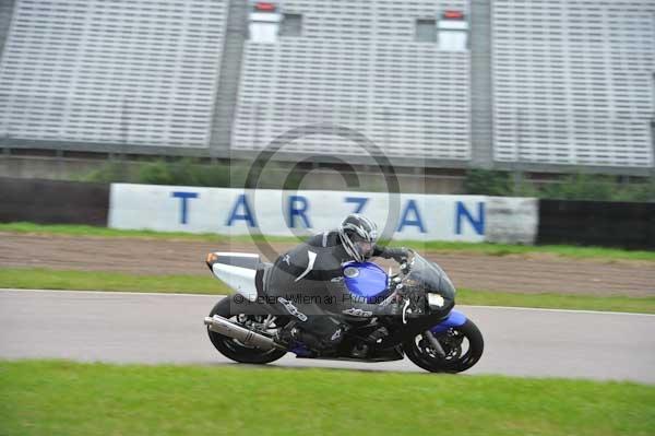 Motorcycle action photographs;Rockingham;Rockingham photographs;Trackday digital images;event digital images;eventdigitalimages;no limits trackday;peter wileman photography;rockingham corby northamptonshire;trackday;trackday photos