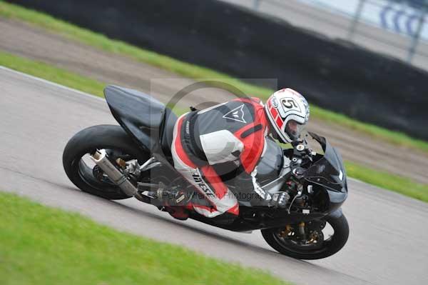 Motorcycle action photographs;Rockingham;Rockingham photographs;Trackday digital images;event digital images;eventdigitalimages;no limits trackday;peter wileman photography;rockingham corby northamptonshire;trackday;trackday photos