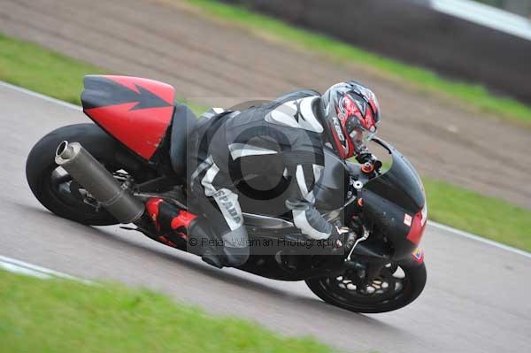 Motorcycle action photographs;Rockingham;Rockingham photographs;Trackday digital images;event digital images;eventdigitalimages;no limits trackday;peter wileman photography;rockingham corby northamptonshire;trackday;trackday photos