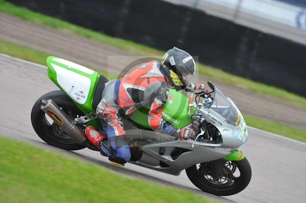 Motorcycle action photographs;Rockingham;Rockingham photographs;Trackday digital images;event digital images;eventdigitalimages;no limits trackday;peter wileman photography;rockingham corby northamptonshire;trackday;trackday photos