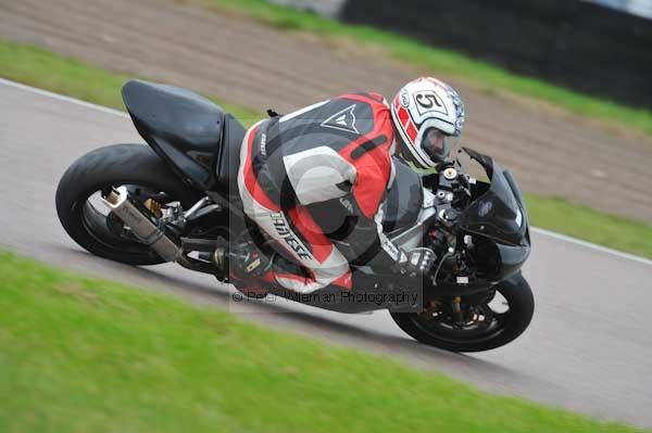 Motorcycle action photographs;Rockingham;Rockingham photographs;Trackday digital images;event digital images;eventdigitalimages;no limits trackday;peter wileman photography;rockingham corby northamptonshire;trackday;trackday photos