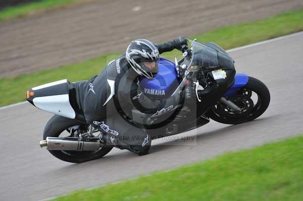 Motorcycle action photographs;Rockingham;Rockingham photographs;Trackday digital images;event digital images;eventdigitalimages;no limits trackday;peter wileman photography;rockingham corby northamptonshire;trackday;trackday photos