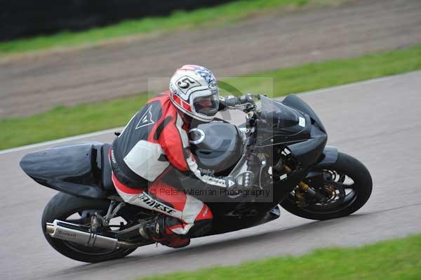 Motorcycle action photographs;Rockingham;Rockingham photographs;Trackday digital images;event digital images;eventdigitalimages;no limits trackday;peter wileman photography;rockingham corby northamptonshire;trackday;trackday photos