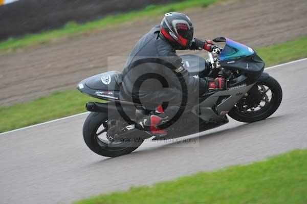 Motorcycle action photographs;Rockingham;Rockingham photographs;Trackday digital images;event digital images;eventdigitalimages;no limits trackday;peter wileman photography;rockingham corby northamptonshire;trackday;trackday photos