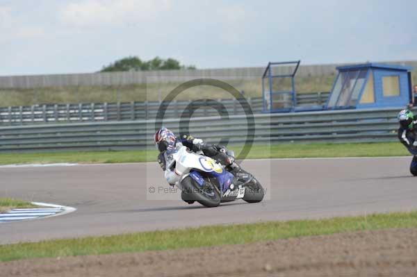 Motorcycle action photographs;Rockingham;Rockingham photographs;Trackday digital images;event digital images;eventdigitalimages;no limits trackday;peter wileman photography;rockingham corby northamptonshire;trackday;trackday photos