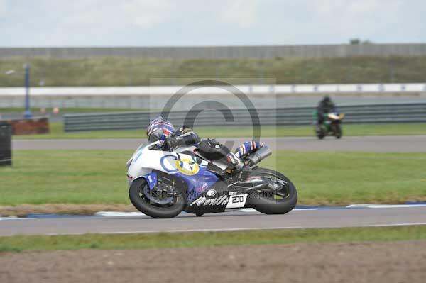 Motorcycle action photographs;Rockingham;Rockingham photographs;Trackday digital images;event digital images;eventdigitalimages;no limits trackday;peter wileman photography;rockingham corby northamptonshire;trackday;trackday photos