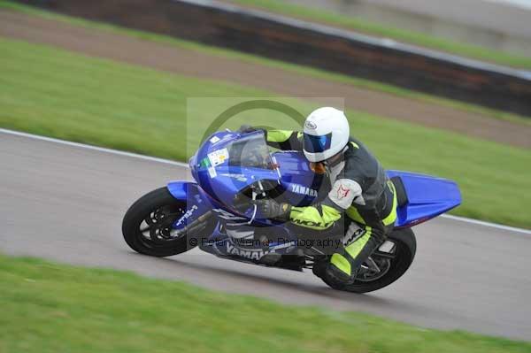 Motorcycle action photographs;Rockingham;Rockingham photographs;Trackday digital images;event digital images;eventdigitalimages;no limits trackday;peter wileman photography;rockingham corby northamptonshire;trackday;trackday photos