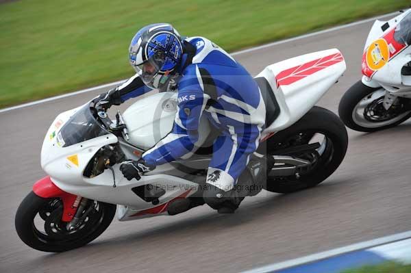 Motorcycle action photographs;Rockingham;Rockingham photographs;Trackday digital images;event digital images;eventdigitalimages;no limits trackday;peter wileman photography;rockingham corby northamptonshire;trackday;trackday photos