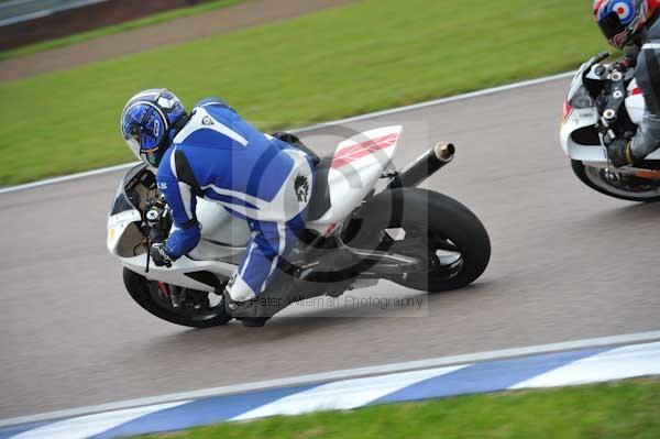 Motorcycle action photographs;Rockingham;Rockingham photographs;Trackday digital images;event digital images;eventdigitalimages;no limits trackday;peter wileman photography;rockingham corby northamptonshire;trackday;trackday photos