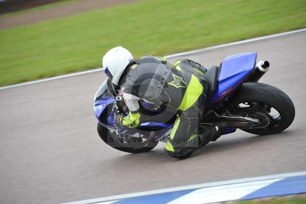 Motorcycle action photographs;Rockingham;Rockingham photographs;Trackday digital images;event digital images;eventdigitalimages;no limits trackday;peter wileman photography;rockingham corby northamptonshire;trackday;trackday photos