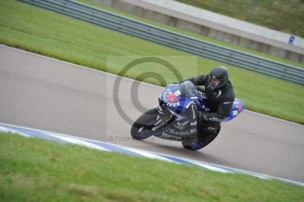 Motorcycle action photographs;Rockingham;Rockingham photographs;Trackday digital images;event digital images;eventdigitalimages;no limits trackday;peter wileman photography;rockingham corby northamptonshire;trackday;trackday photos