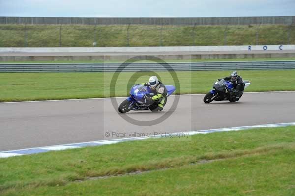 Motorcycle action photographs;Rockingham;Rockingham photographs;Trackday digital images;event digital images;eventdigitalimages;no limits trackday;peter wileman photography;rockingham corby northamptonshire;trackday;trackday photos