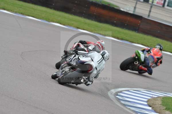 Motorcycle action photographs;Rockingham;Rockingham photographs;Trackday digital images;event digital images;eventdigitalimages;no limits trackday;peter wileman photography;rockingham corby northamptonshire;trackday;trackday photos