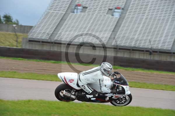 Motorcycle action photographs;Rockingham;Rockingham photographs;Trackday digital images;event digital images;eventdigitalimages;no limits trackday;peter wileman photography;rockingham corby northamptonshire;trackday;trackday photos