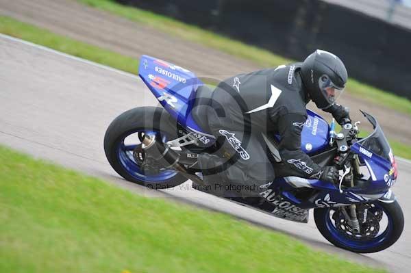 Motorcycle action photographs;Rockingham;Rockingham photographs;Trackday digital images;event digital images;eventdigitalimages;no limits trackday;peter wileman photography;rockingham corby northamptonshire;trackday;trackday photos