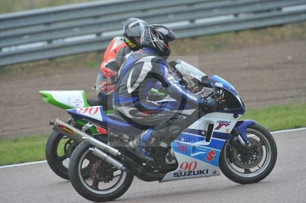 Motorcycle action photographs;Rockingham;Rockingham photographs;Trackday digital images;event digital images;eventdigitalimages;no limits trackday;peter wileman photography;rockingham corby northamptonshire;trackday;trackday photos