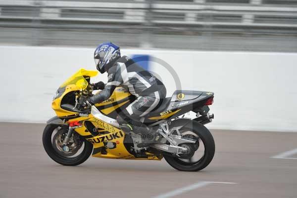 Motorcycle action photographs;Rockingham;Rockingham photographs;Trackday digital images;event digital images;eventdigitalimages;no limits trackday;peter wileman photography;rockingham corby northamptonshire;trackday;trackday photos