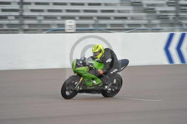 Motorcycle action photographs;Rockingham;Rockingham photographs;Trackday digital images;event digital images;eventdigitalimages;no limits trackday;peter wileman photography;rockingham corby northamptonshire;trackday;trackday photos