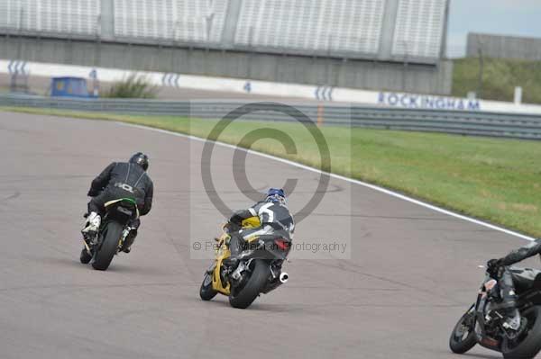 Motorcycle action photographs;Rockingham;Rockingham photographs;Trackday digital images;event digital images;eventdigitalimages;no limits trackday;peter wileman photography;rockingham corby northamptonshire;trackday;trackday photos