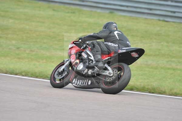 Motorcycle action photographs;Rockingham;Rockingham photographs;Trackday digital images;event digital images;eventdigitalimages;no limits trackday;peter wileman photography;rockingham corby northamptonshire;trackday;trackday photos