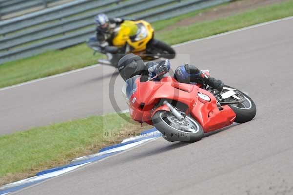 Motorcycle action photographs;Rockingham;Rockingham photographs;Trackday digital images;event digital images;eventdigitalimages;no limits trackday;peter wileman photography;rockingham corby northamptonshire;trackday;trackday photos