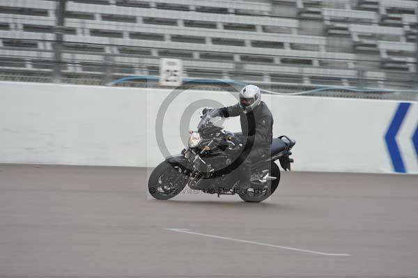 Motorcycle action photographs;Rockingham;Rockingham photographs;Trackday digital images;event digital images;eventdigitalimages;no limits trackday;peter wileman photography;rockingham corby northamptonshire;trackday;trackday photos