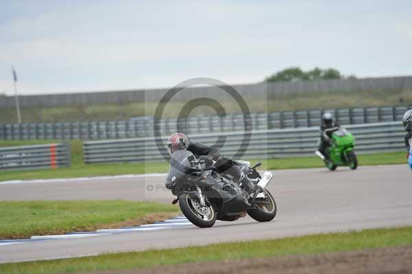 Motorcycle action photographs;Rockingham;Rockingham photographs;Trackday digital images;event digital images;eventdigitalimages;no limits trackday;peter wileman photography;rockingham corby northamptonshire;trackday;trackday photos