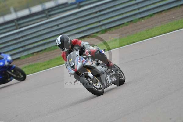 Motorcycle action photographs;Rockingham;Rockingham photographs;Trackday digital images;event digital images;eventdigitalimages;no limits trackday;peter wileman photography;rockingham corby northamptonshire;trackday;trackday photos