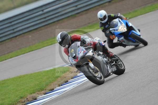 Motorcycle action photographs;Rockingham;Rockingham photographs;Trackday digital images;event digital images;eventdigitalimages;no limits trackday;peter wileman photography;rockingham corby northamptonshire;trackday;trackday photos